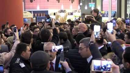 "Baba Parası" filminin başrol oyuncuları izleyicilerle buluştu