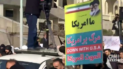 İran halkı Süleymani için sokakta