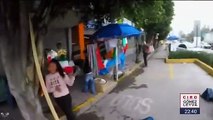 Policía golpea a ciclista en avenida Revolución