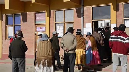 Bolivia irá a elecciones presidenciales el 3 de mayo