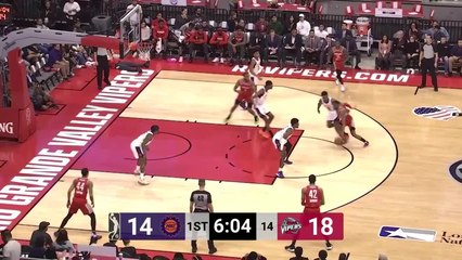 Jaron Blossomgame Posts 20 points & 11 rebounds vs. Northern Arizona Suns