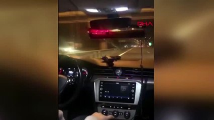 Çakarlı silahlı maganda kamerada