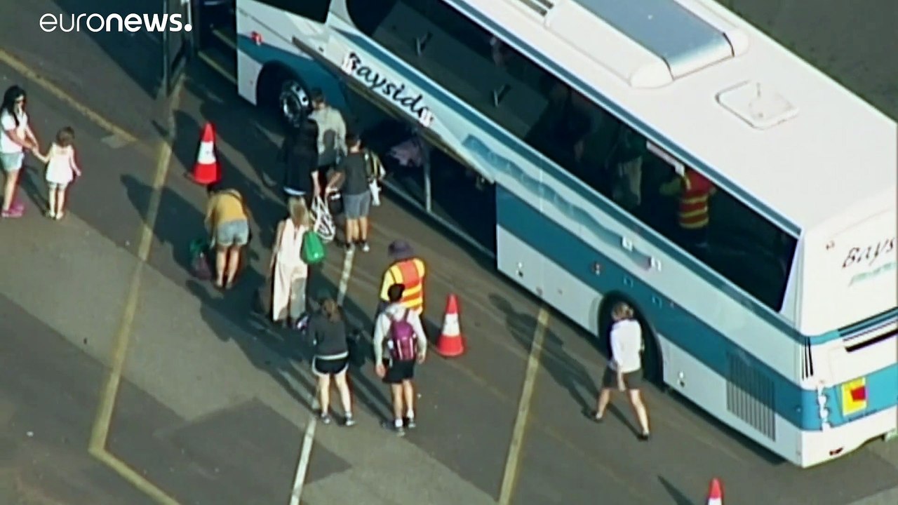 Australia calls up 3,000 reservists as wildfire threats escalate