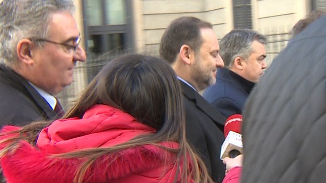 Ábalos no cree que ERC vaya a cambiar su posición