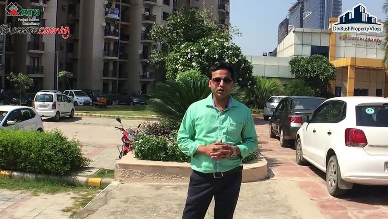 Logix Blossoms county premium flats available on noida sector 137