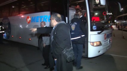 Cinayete kurban giden kadın son yolculuğuna uğurlandı