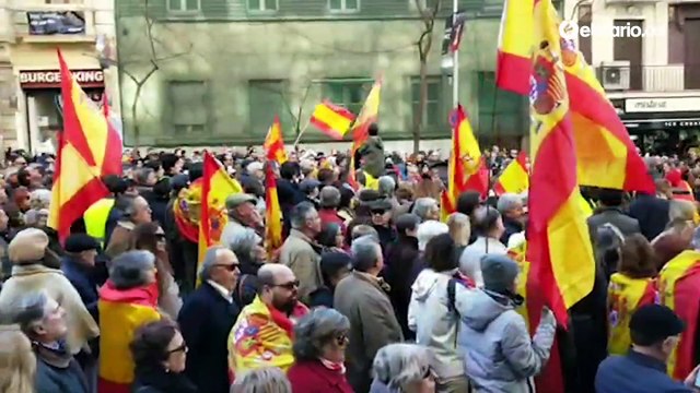 Miles de personas se manifiestan en Colón en defensa de la Constitución