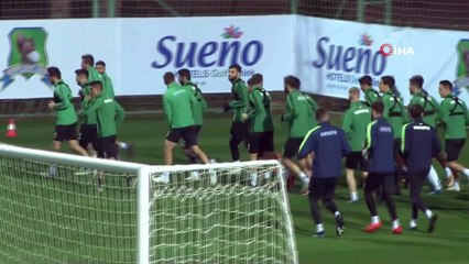 Konyaspor ikinci yarı hazırlıklarına başladı