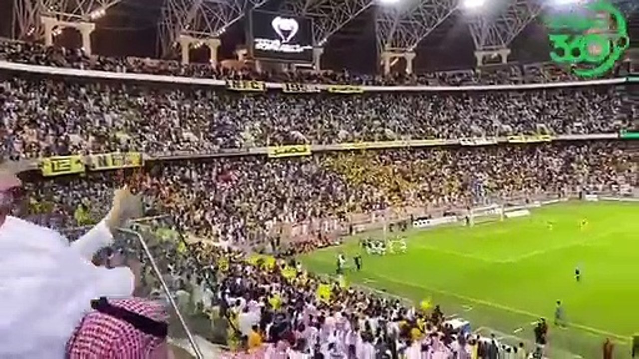 فرحة جماهير النصر بهدف عبدالرزاق حمدالله كأس السوبر السعودي النصر والتعاون السوبر @AbdulmajedTalib