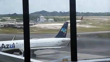 [SBEG Spotting]Airbus A320NEO PR-YRO no pushback antes de decolar para Boa Vista(04/01/2020)