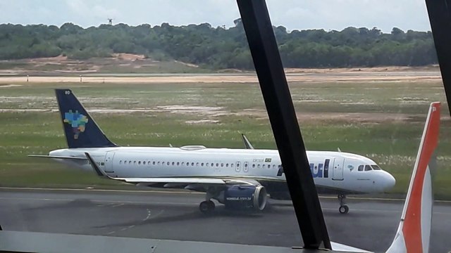 [SBEG Spotting]Airbus A320NEO PR-YRO taxia e decola de Manaus para Boa Vista(04/01/2020)