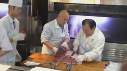 Subastan por 1,6 millones de euros el primer atún de 2020 en Tokio