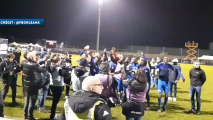 La joie des joueurs de Saint-Pryvé-Saint-Hilaire après la victoire face à Toulouse