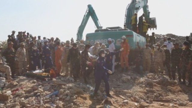 El derrumbe de un edificio en obras en Camboya se salda con 36 muertos