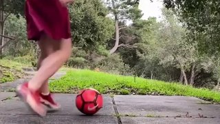 Football Tricks !  little bit of simple freestyle