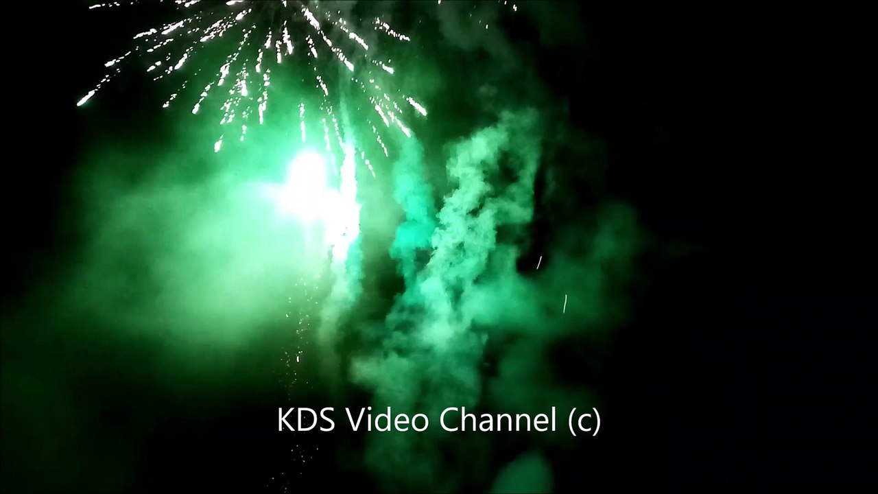 Fireworks/Feuerwerk -2020. Silvester Feuerwerk 2020/Almanya da yılbaşı gecesi . Aachen - Germany