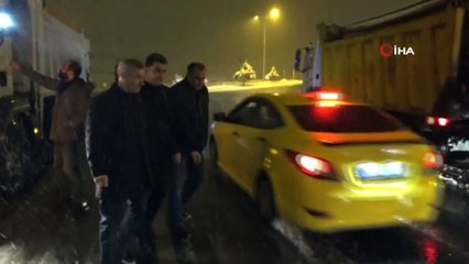 Başkandan karla mücadele ekibine baklava ikramı