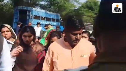 बगैर अनुमति महापुरुषों की प्रतिमा स्थापित करने के प्रयास में नागदा नपा अध्यक्ष सहित 13 लोगों को पुलिस ने किया गिरफ्तार