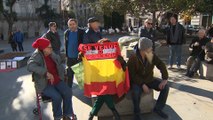 Manifestantes se concentran contra la investidura de Sánchez
