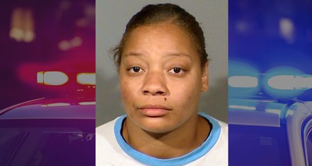 Una mujer empuja a un anciano del bus y le ocasiona la muerte