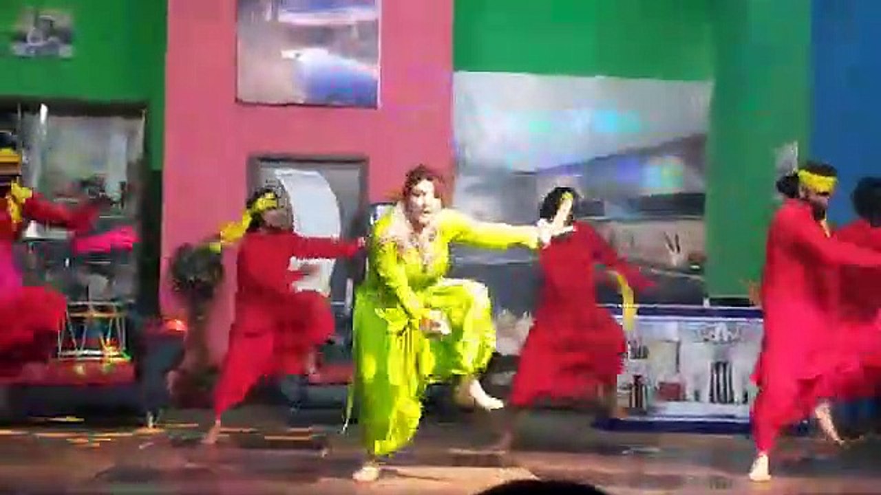 new mujra 2020 hot stage