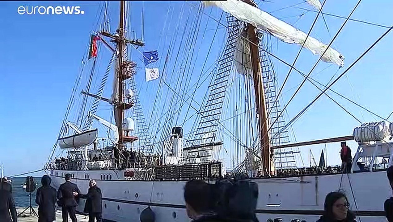 Nave Sagres ripercorre la rotta di Magellano intorno al globo