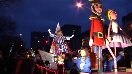 El peligro de la Cabalgata de Reyes: los "caramelazos"