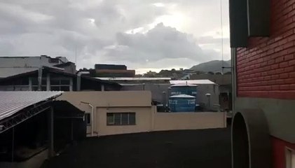 Chove em Bento Ferreira na tarde deste domingo (5)
