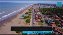 Los turistas disfrutan de las playas de Mar de Ajó