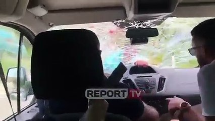 El dueño de un restaurante de Albania enloquece y casi mata a unos españoles tras hacerle estos una mala critica