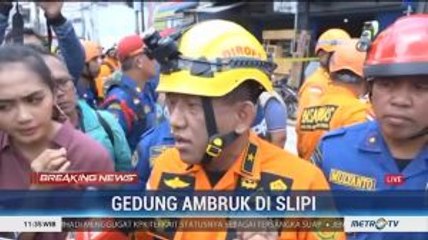 Pastikan Tak Ada Korban Tertimbun Gedung Ambruk, Basarnas Lakukan Asesmen