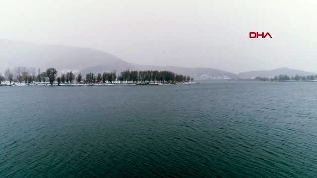 İzmir'in ödemiş ilçesinde kar yağdı