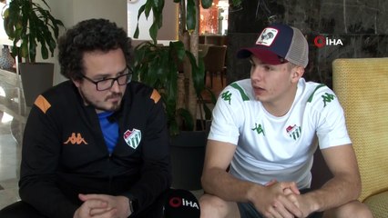 Bursaspor'un Yıldız Oyuncusu Jani Atanasov: “İlk Hedefimiz Süper Lig"