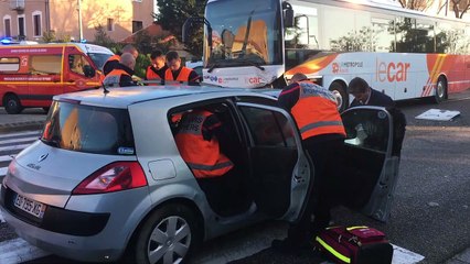 Martigues : accident entre un car et une voiture