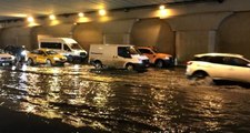 İstanbul'da Topkapı alt geçidini su bastı