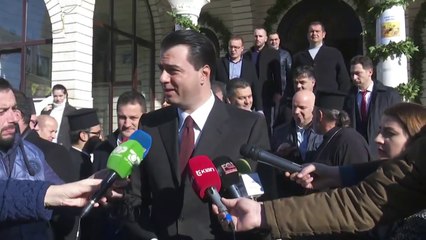 Kryetari i PD Lulzim Basha uron Krishtlindjen nga Kisha Ortodokse në Durrës