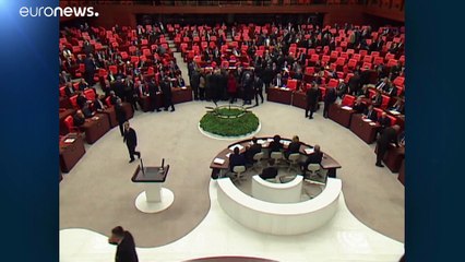 Elindultak Líbiába a török katonák