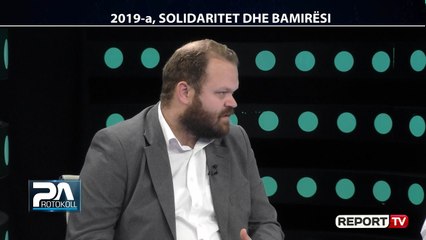 Report TV -'E pashë me sytë e mi se si gjyshja mbuloi me trupin e saj nipin dhe vdiq nën rrënoja'