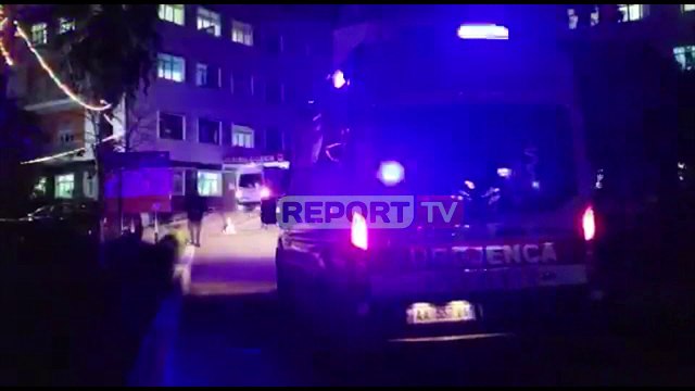 Report TV -Vlorë/ Dy automjete përplasen me njëra-tjetrën, 3 të plagosur