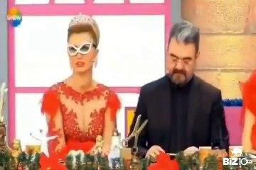 Tuğba Özay matematik hesabıyla sosyal  medyanın diline düştü!