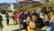 Fëmijët braktisin shkollat - (19 Mars 2000)