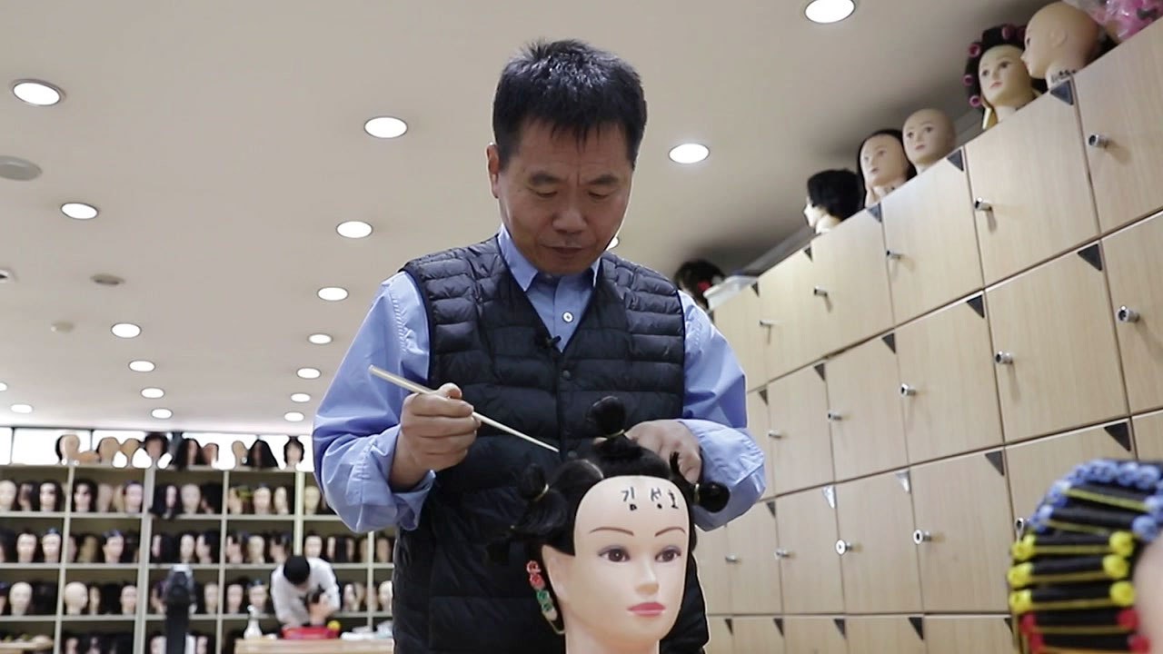 [뉴있저 - 소통이 있는 저녁] 이발 봉사로 인생 2막...김성호 씨 / YTN