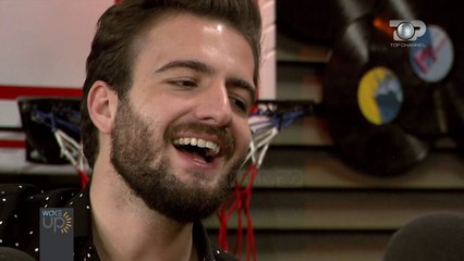 Wake Up/ Lindi&Venera; Puthjet në makinë në orën 00.00 kur ndërroheshin vitet