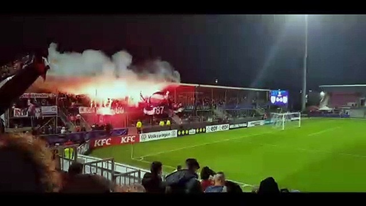 Les Bad Gones en tribune Est lors du match FBBP01 - OL (0-7) en Coupe de France à Verchère