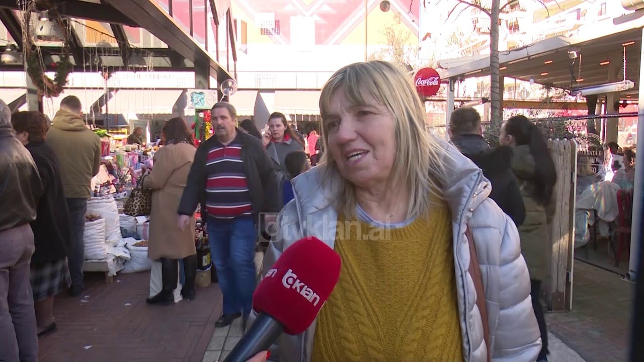 Atmosfera para festes ne Tirane