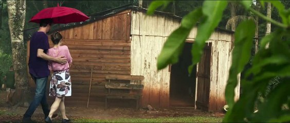 LEJOS DE PEKIN | TRAILER