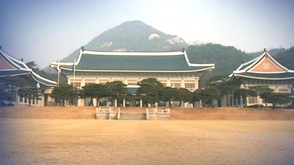 총선 출마 참모 교체...靑 조직 개편 단행 / YTN