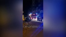 Ora News - Tiranë, kabina elektrike përfshihet nga flakët