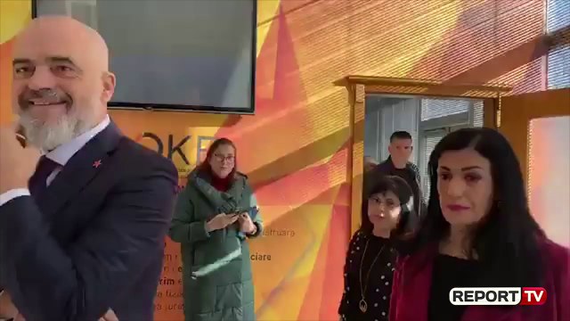 Report TV -Nga sot 472 shërbime kalojnë online, Rama: Krasiten dokumentet