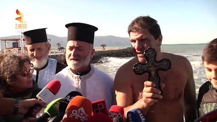 HEDHJA E KRYQIT NE VLORE